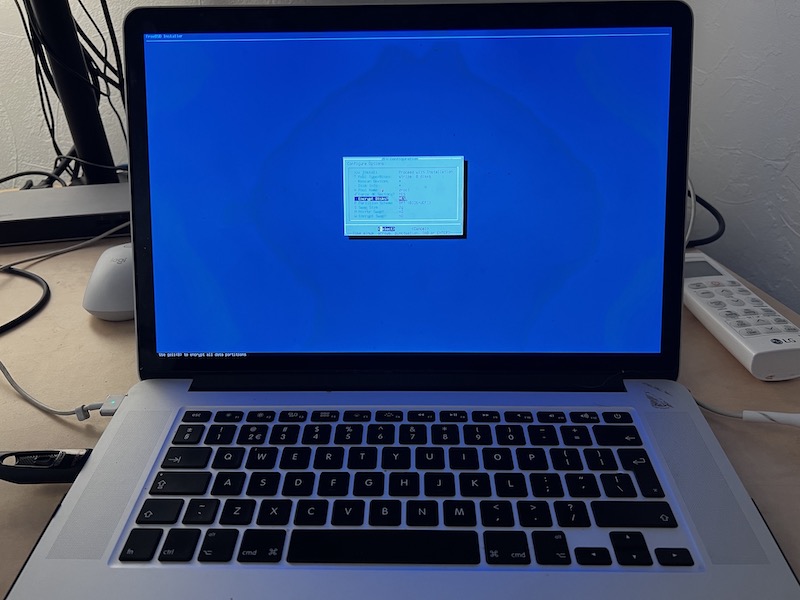 Photo of FreeBSD installer on my MBP 2013