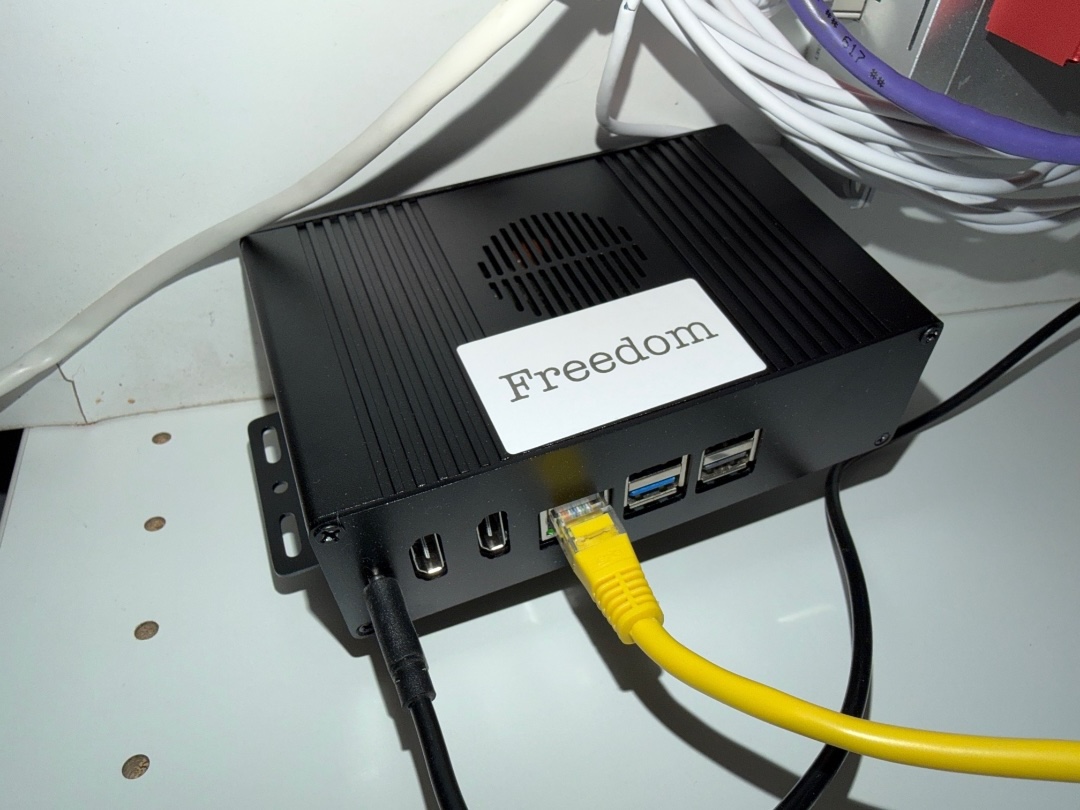 Freedom with external disk