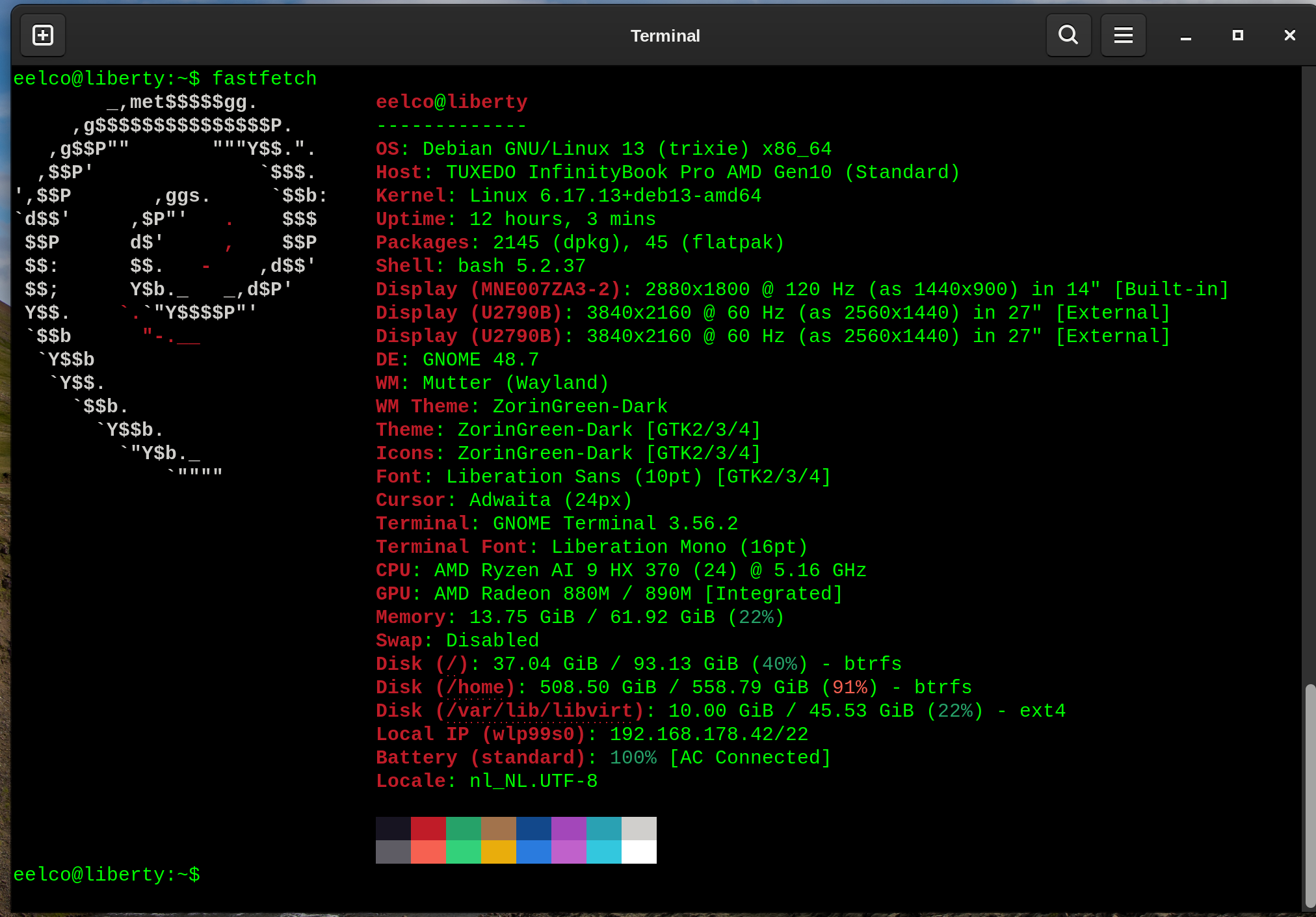 Debian gebaseerde Tuxedo InfinityBook Pro 14 schootcomputer
